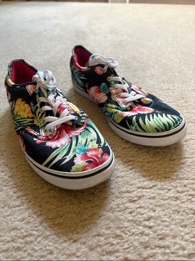 New Listing Vans Multi-Colored Floral Sneakers